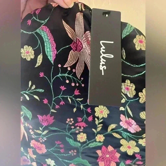 NWT LULUS Make a Move Black Satin Floral Jacquard Strapless Midi Dress - Picture 8 of 8